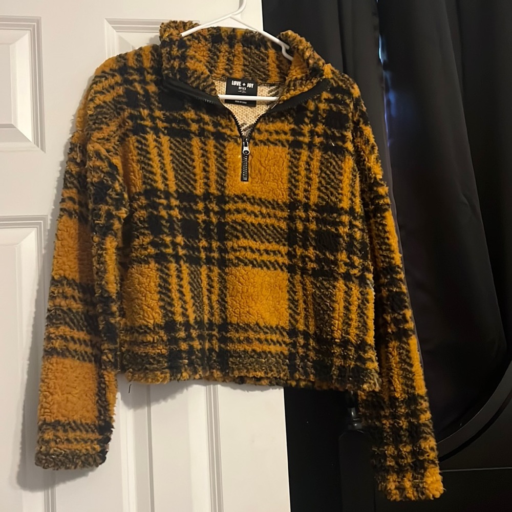 Womens pullover jacket